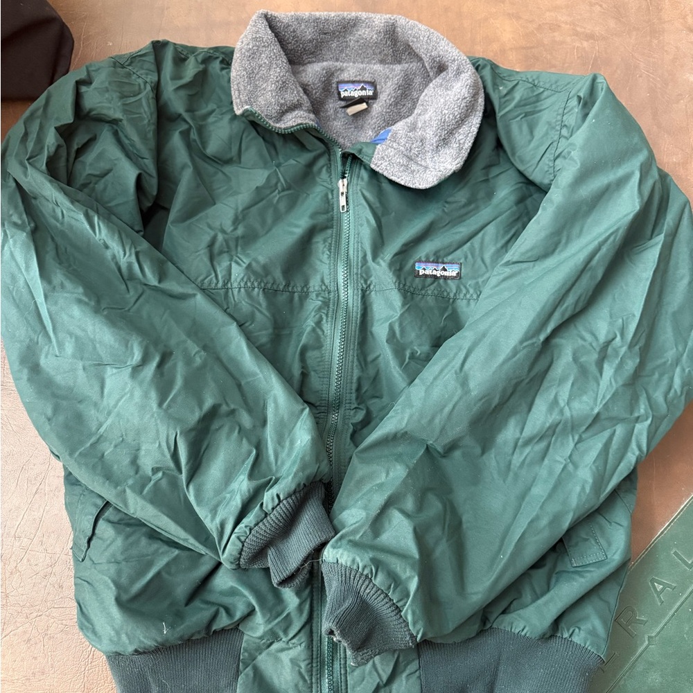 Patagonia Forest Green Windbreaker with Gray Collar
